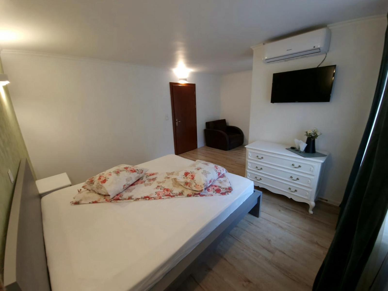 Guesthouse Magic Беїле-Херкулане Екстер'єр фото