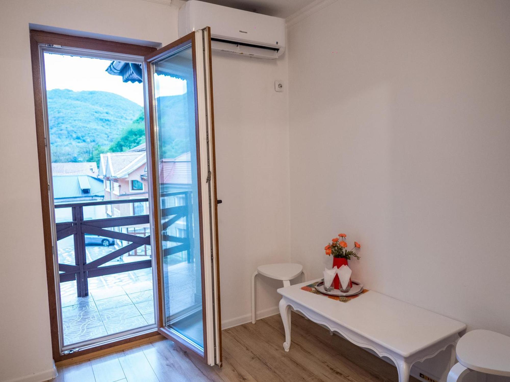 Guesthouse Magic Беїле-Херкулане Екстер'єр фото