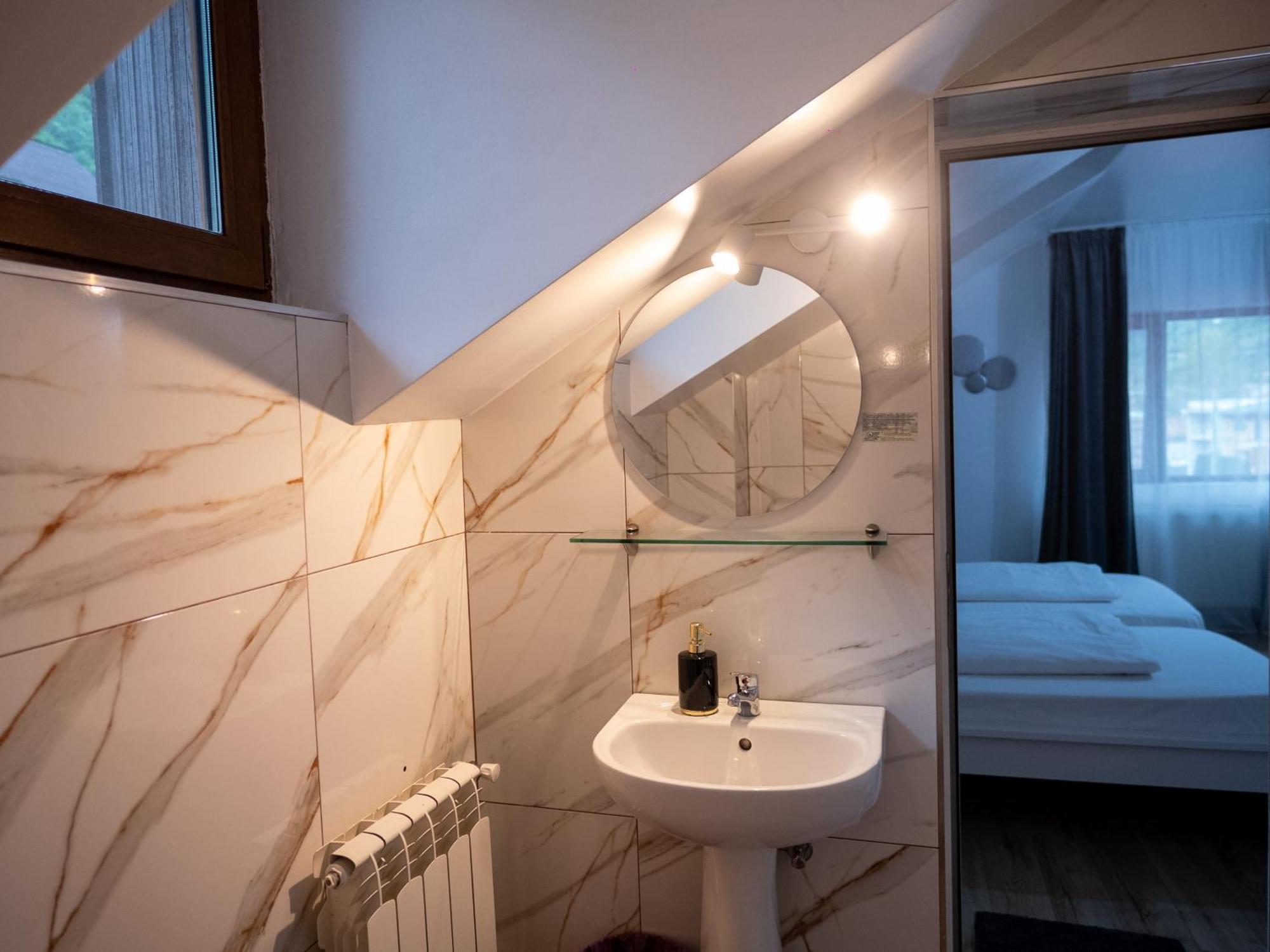 Guesthouse Magic Беїле-Херкулане Екстер'єр фото