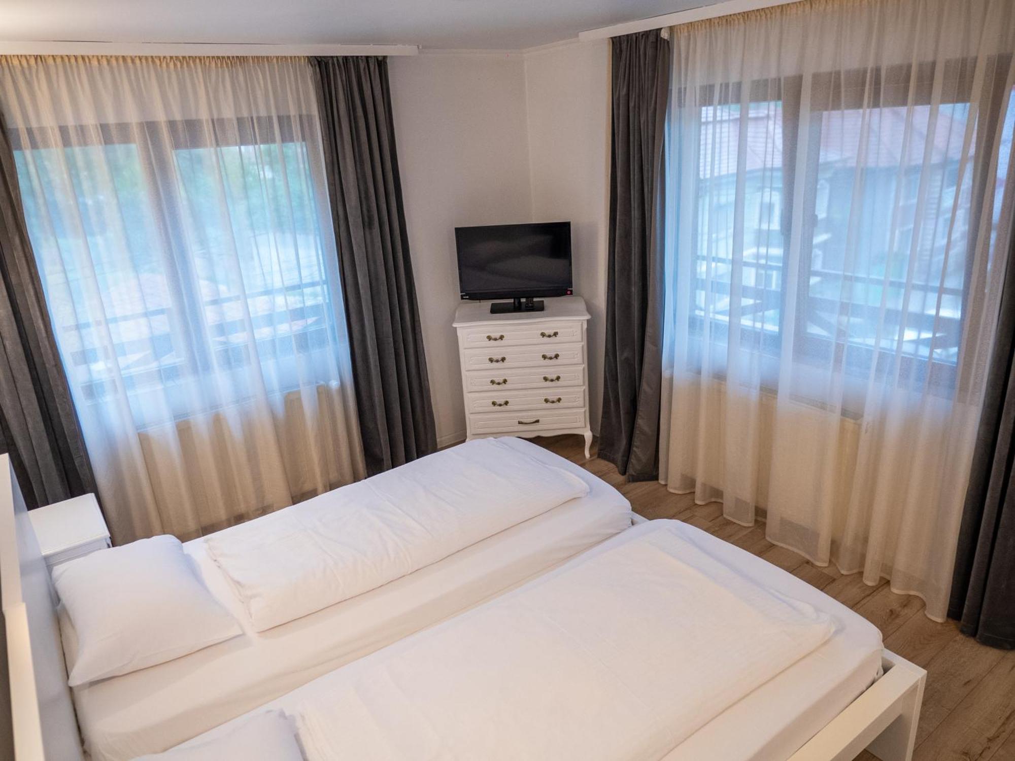 Guesthouse Magic Беїле-Херкулане Екстер'єр фото