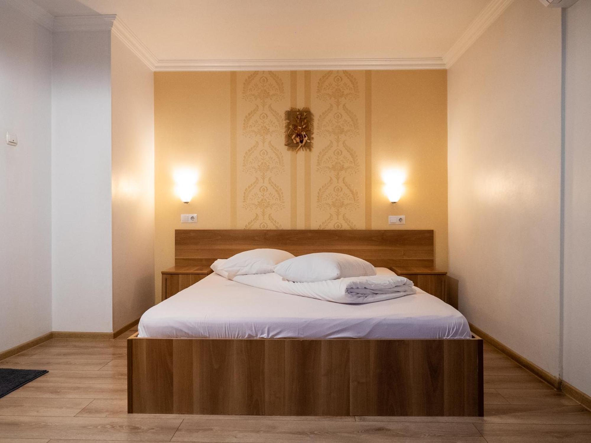 Guesthouse Magic Беїле-Херкулане Екстер'єр фото