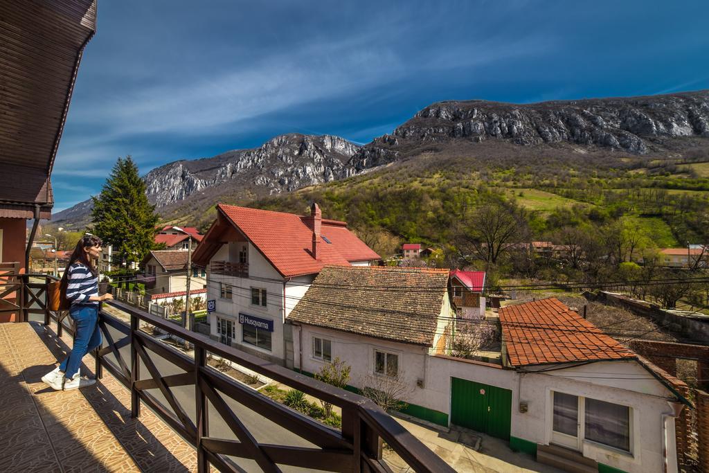 Guesthouse Magic Беїле-Херкулане Екстер'єр фото